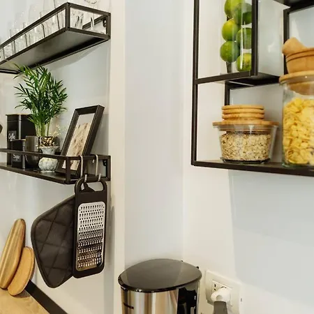 6 - New Building & Parking Daire