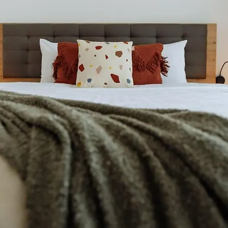 Apartment 6 - New Building & Parking