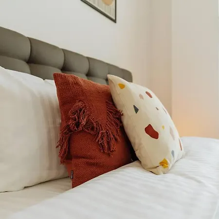 6 - New Building & Parking Apartment Bukarest