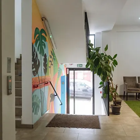 Apartment 6 - New Building & Parking *