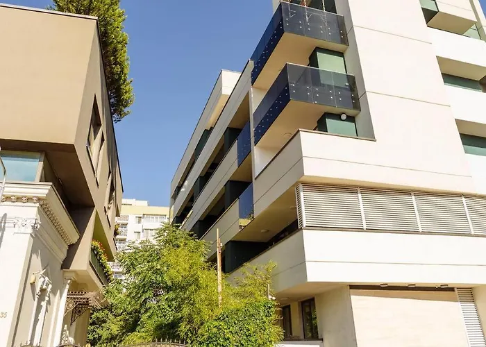 6 - New Building & Parking Apartment *