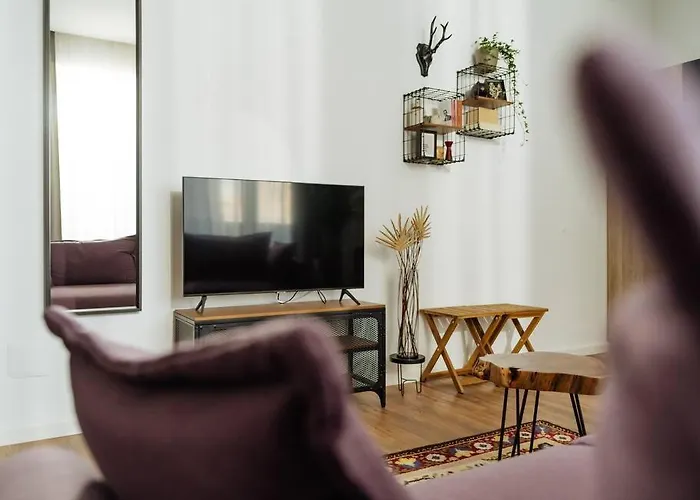 6 - New Building & Parking Bucareste