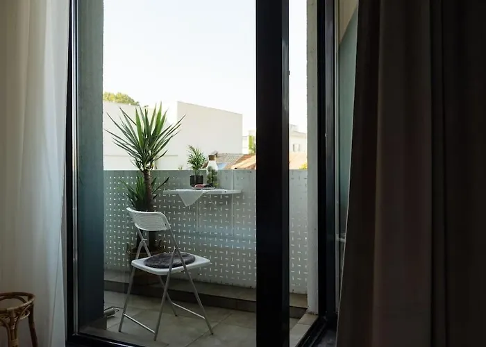 6 - New Building & Parking * Bucareste