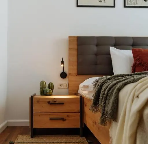 6 - New Building & Parking Apartman