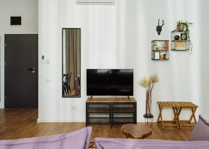 6 - New Building & Parking * Bucareste